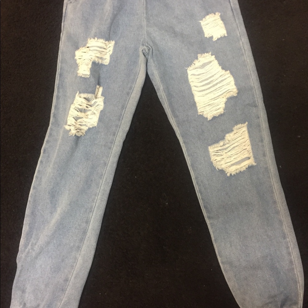 Women’s Destroyed Jogger - Picture 6 of 6